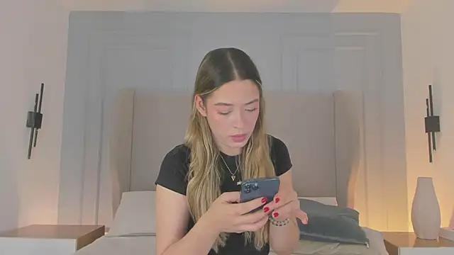 chloe d online show from 05-01-26, 01:59
