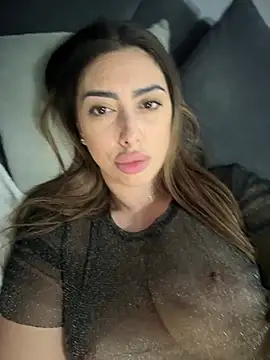 Snapshot of Flower_Pow3r chatting on 03-06-25, 05:00 Flower Pow3r online show from 03-06-25, 05:00