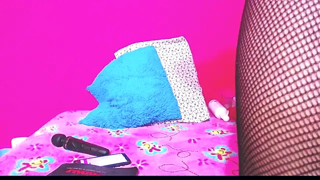 Snapshot of TifanyNasty chatting on 03-18-25, 11:31 TifanyNasty online show from 03-18-25, 11:31