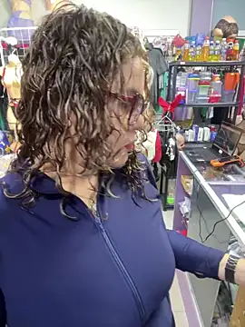 ROSALIALUCY online show from 02-09-26, 01:04