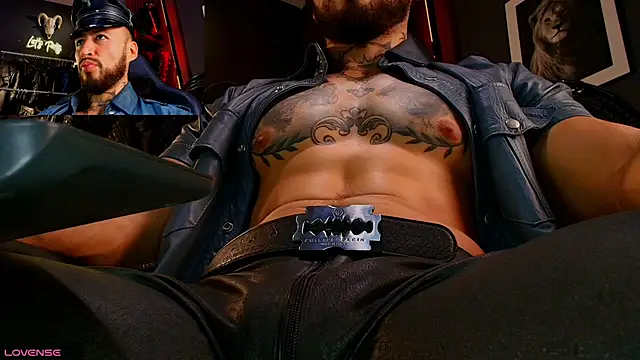 Snapshot of billyMayer_ chatting on 11-20-25, 07:13 billyMayer online show from 11-20-25, 07:13