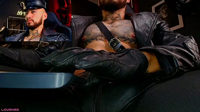 Snapshot of billyMayer_ chatting on 11-30-25, 06:23 billyMayer online show from 11-30-25, 06:23