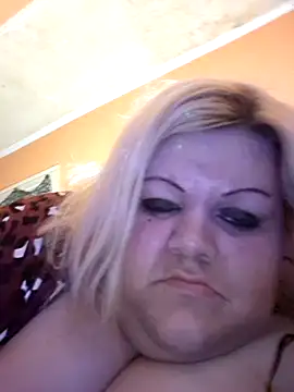 ducicsajsziii online show from 02-19-25, 11:57