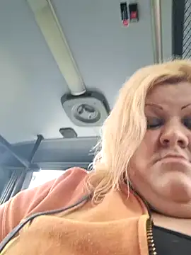 Snapshot of ducicsajsziii chatting on 03-14-25, 12:18 ducicsajsziii online show from 03-14-25, 12:18