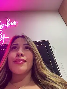 sexyyykloee online show from 03-12-26, 05:46