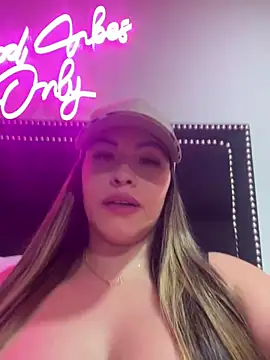 sexyyykloee online show from 04-17-26, 06:27