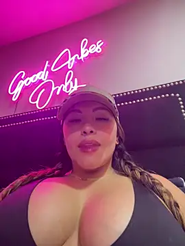 sexyyykloee online show from 06-25-26, 05:23