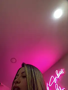 sexyyykloee online show from 07-17-26, 04:41