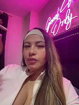 sexyyykloee online show from 07-24-26, 05:05