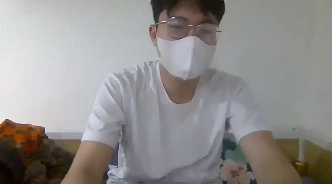 Gwencloudy online show from 02-28-25, 01:58