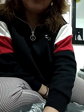 sweetcolibri online show from 02-17-25, 09:52