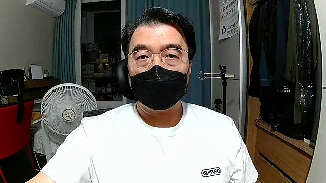 Snapshot of Jackvanlee chatting on 08-05-26, 12:41 Jackvanlee online show from 08-05-26, 12:41