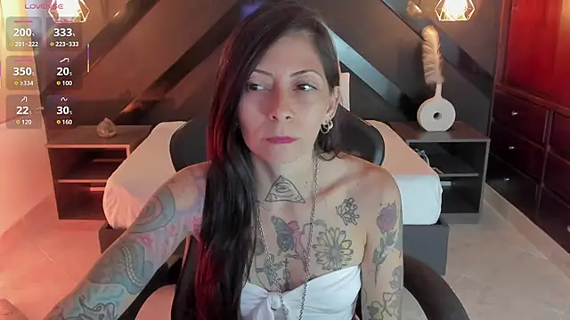 dark gotica online show from 04-18-26, 12:20