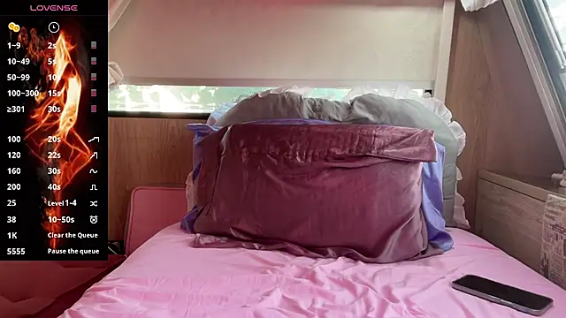 Snapshot of barbiegirl66 chatting on 09-21-25, 07:10 barbiegirl66 online show from 09-21-25, 07:10