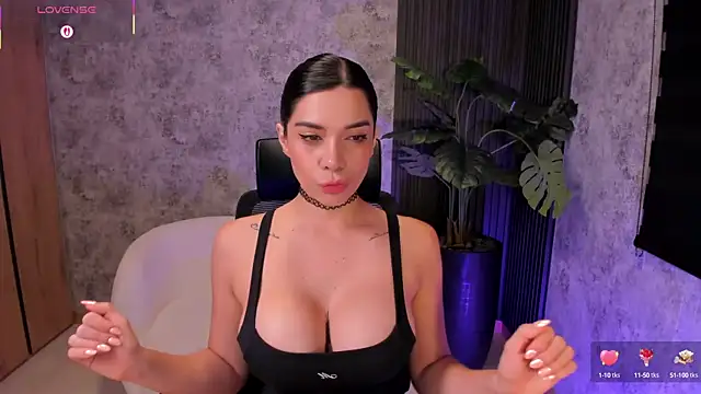 AmyWalker  online show from 09-20-25, 09:10