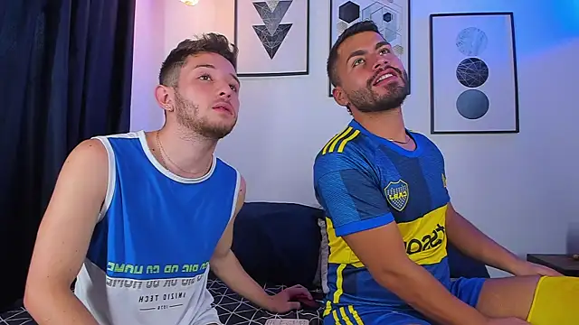 Snapshot of Juan_Castano chatting on 01-10-25, 07:54 Juan Castano online show from 01-10-25, 07:54