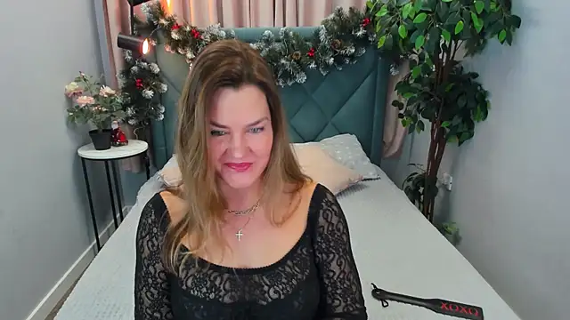 Adele Russo online show from 01-04-25, 04:11