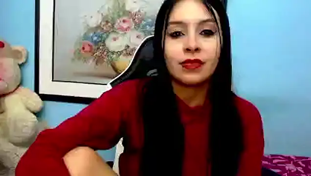 Snapshot of Luciana_and_Neitan chatting on 01-14-25, 01:58 Luciana and Neitan online show from 01-14-25, 01:58