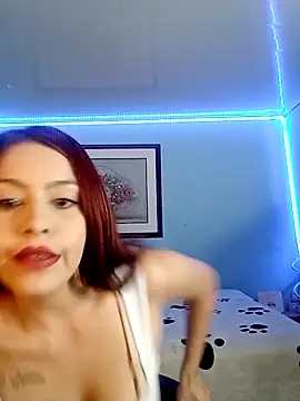 Snapshot of Luciana_and_Neitan chatting on 09-22-25, 11:18 Luciana and Neitan online show from 09-22-25, 11:18