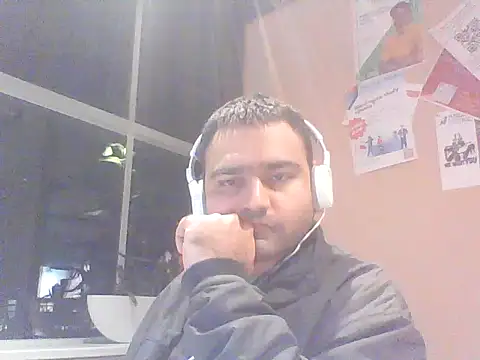 JohnBond009 online show from 01-31-25, 06:47