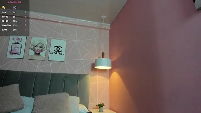 dolly zoe online show from 12-23-25, 05:27