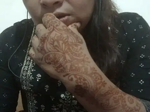 Snapshot of shekira99 chatting on 06-22-26, 02:14 shekira99 online show from 06-22-26, 02:14