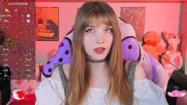 Snapshot of AliceLanley chatting on 12-07-24, 12:24 AliceLanley online show from 12-07-24, 12:24