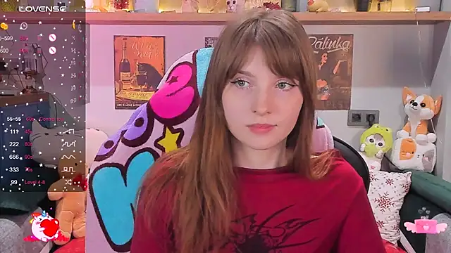Snapshot of AliceLanley chatting on 12-27-24, 03:26 AliceLanley online show from 12-27-24, 03:26