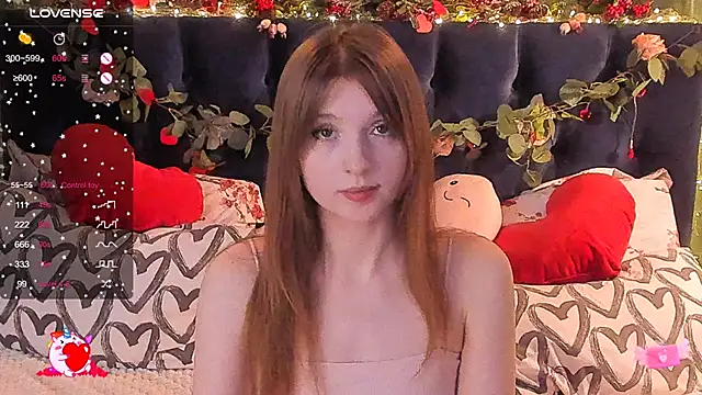 Snapshot of AliceLanley chatting on 02-19-25, 02:34 AliceLanley online show from 02-19-25, 02:34