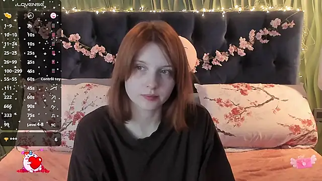 Snapshot of AliceLanley chatting on 11-02-25, 11:34 AliceLanley online show from 11-02-25, 11:34