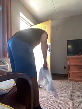 Stressreliever82 online show from 04-06-26, 08:54