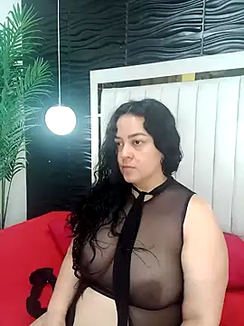 lucia vonne  online show from 01-14-25, 11:10