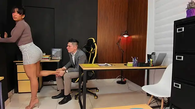 Office Naughty Girl online show from 12-07-24, 07:10