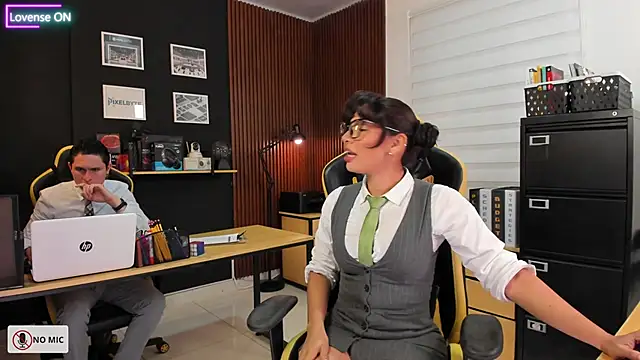 Office Naughty Girl online show from 03-18-25, 04:59