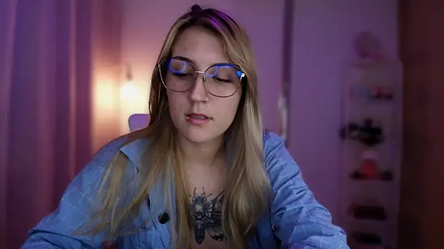 Dakotaa  online show from 05-19-26, 02:07