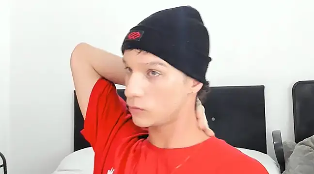 Snapshot of angelcortes chatting on 01-03-25, 11:14 angelcortes online show from 01-03-25, 11:14