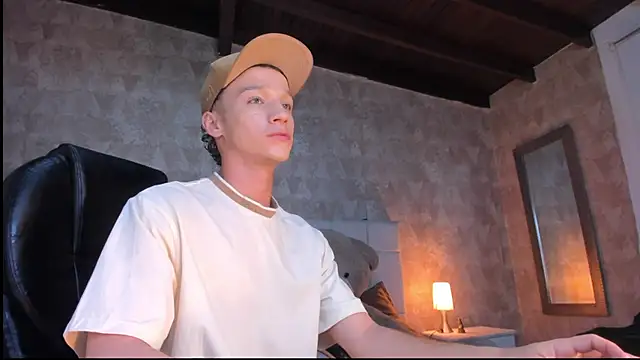 angelcortes online show from 11-25-25, 11:54