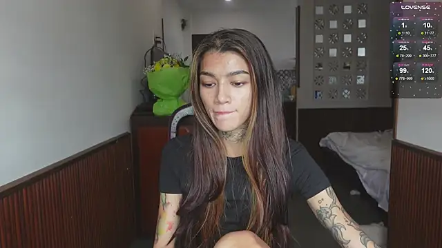 vinkitinkii online show from 02-18-26, 06:42