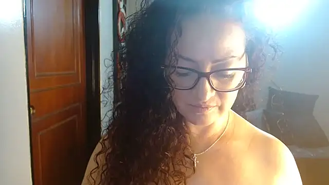 Snapshot of MATURETOPASIO chatting on 01-19-25, 01:00 MATURETOPASIO online show from 01-19-25, 01:00