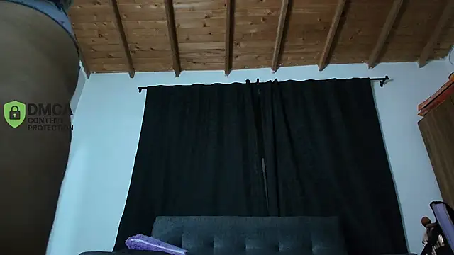 yungelitamor  online show from 03-30-26, 05:30