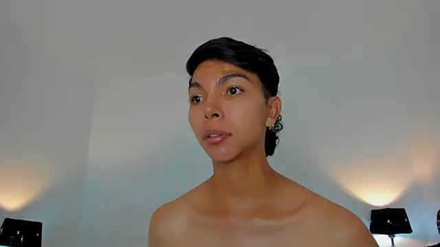 Snapshot of xhenisa_ chatting on 04-03-26, 08:40 xhenisa online show from 04-03-26, 08:40