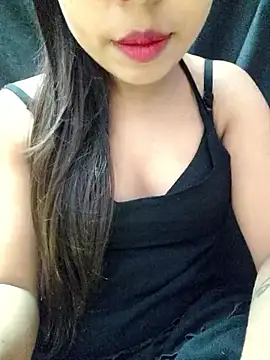 Snapshot of Roshni_98 chatting on 05-04-26, 06:48 Roshni 98 online show from 05-04-26, 06:48