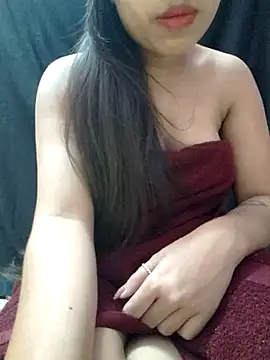 Snapshot of Roshni_98 chatting on 06-03-26, 02:33 Roshni 98 online show from 06-03-26, 02:33
