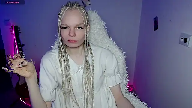 Emily Nyaffee online show from 01-05-26, 09:18