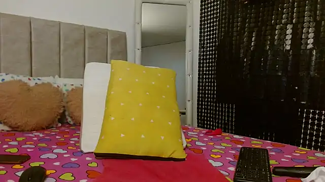 Wilson Siara online show from 02-15-26, 04:42