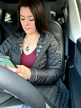 LadyLena1 online show from 11-17-25, 10:04