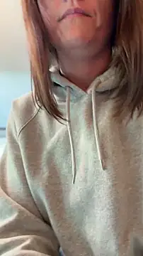 LadyLena1 online show from 04-07-26, 09:37