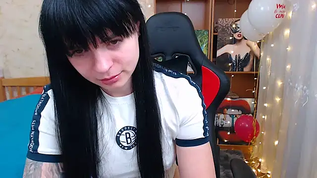 JuicyJess online show from 02-17-25, 08:04