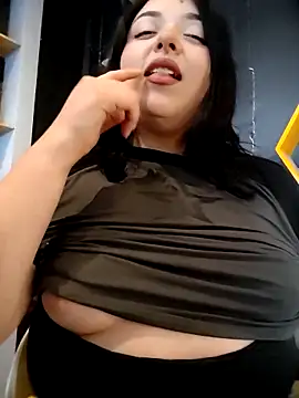 Chubbygrl20 online show from 02-20-26, 09:26