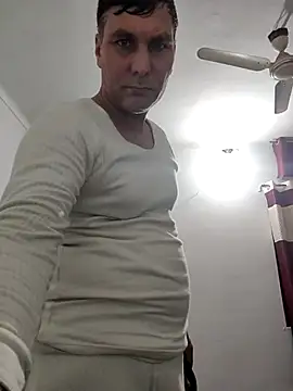 ZIMMY25 online show from 12-21-25, 04:47